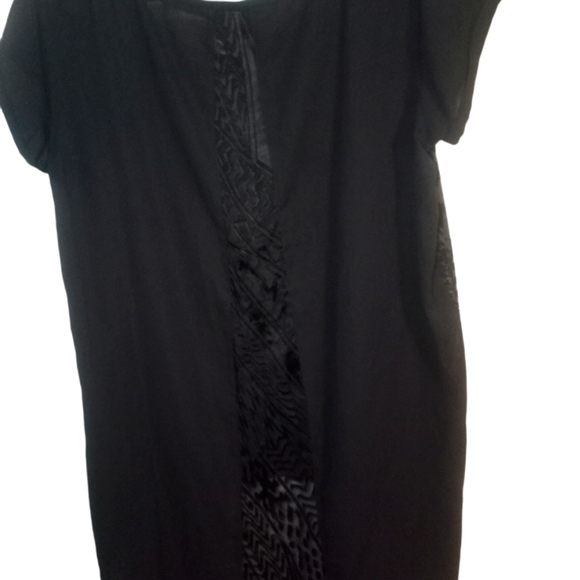 Massimo black partially sheer patterned blouse. - Picture 6 of 6